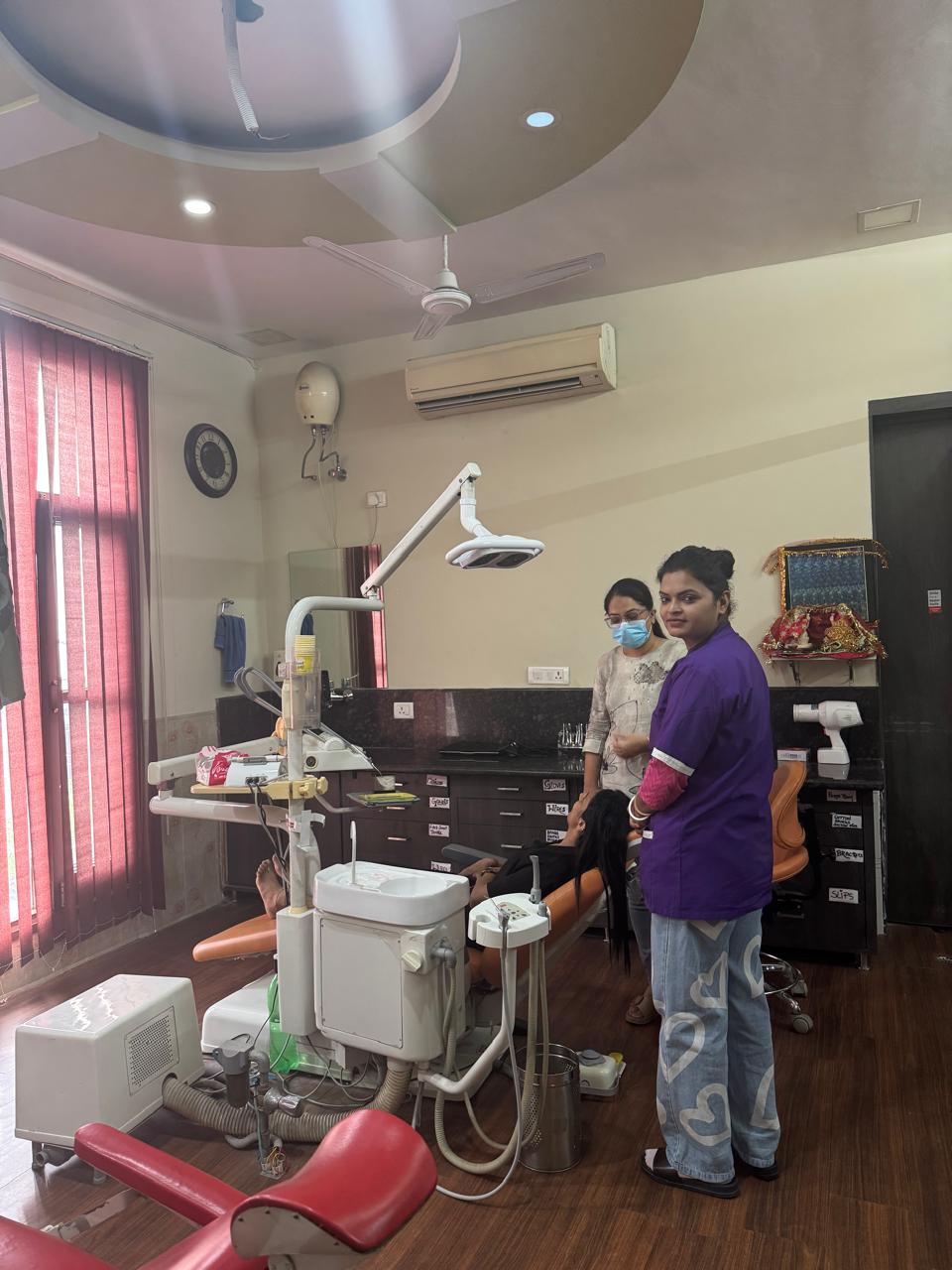 Gandhi Nagar patient bay at Brite Smile Dental Clinic